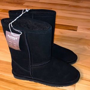 NWT- BearPaw Wool Sheepskin Boot